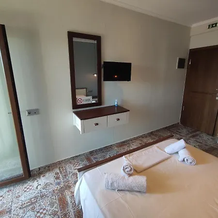 Apartment Ioannou Neos Marmaras
